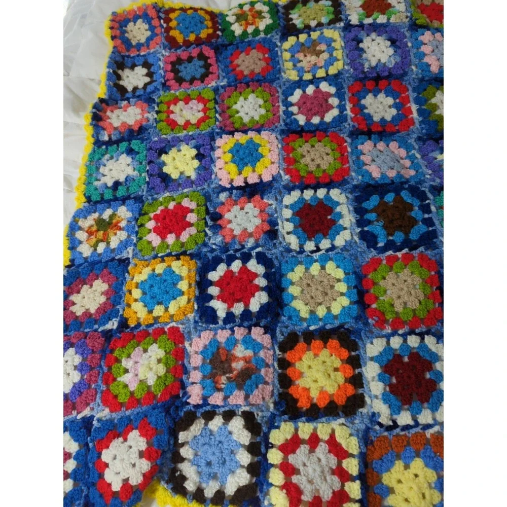 Handmade crocheted granny square‎ Afghan blanket throw yellow trim blue red pink